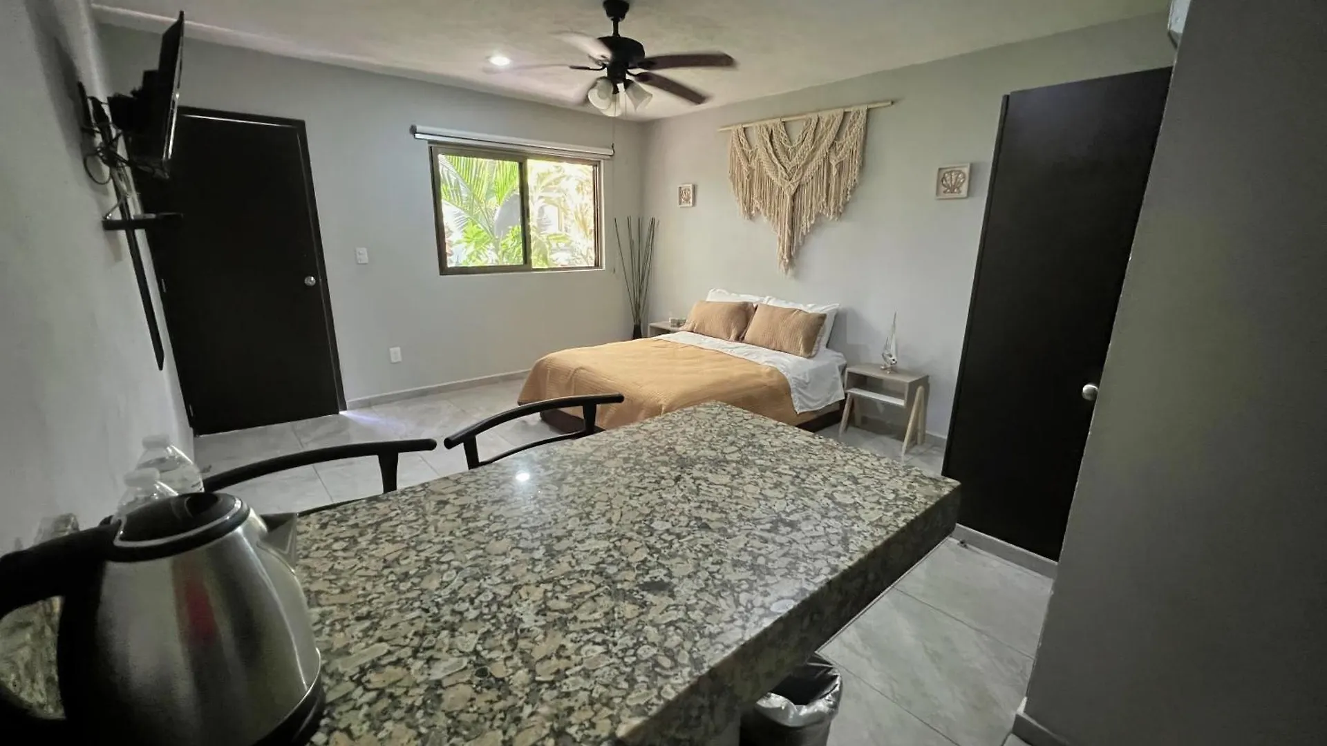 Azure Condos Playa del Carmen Lägenhet